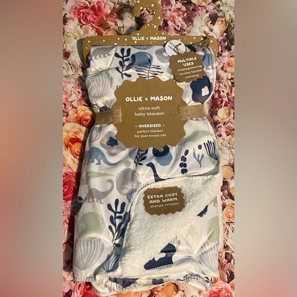 Ollie + Mason Dino blanket - Picture 1 of 4